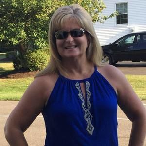 Meet your Posher, Lois